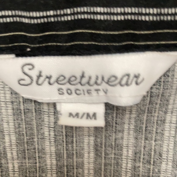 Striped women’s blouse - Picture 3 of 3